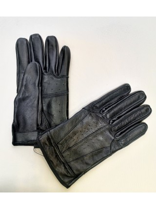 Перчатки из черной кожи